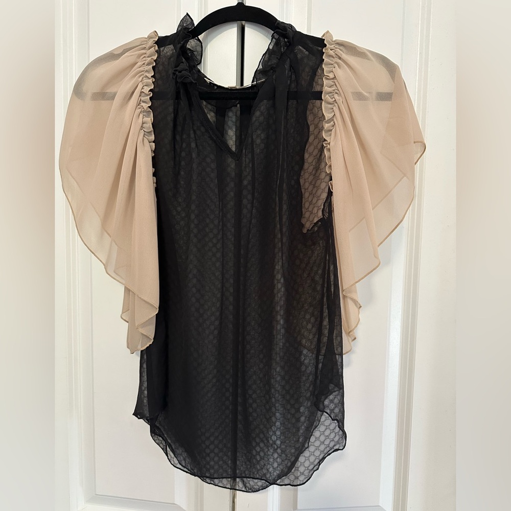 RACHEL Rachel Roy Sheer Blouse with Flutter Sleeves
Xs but fits S,M